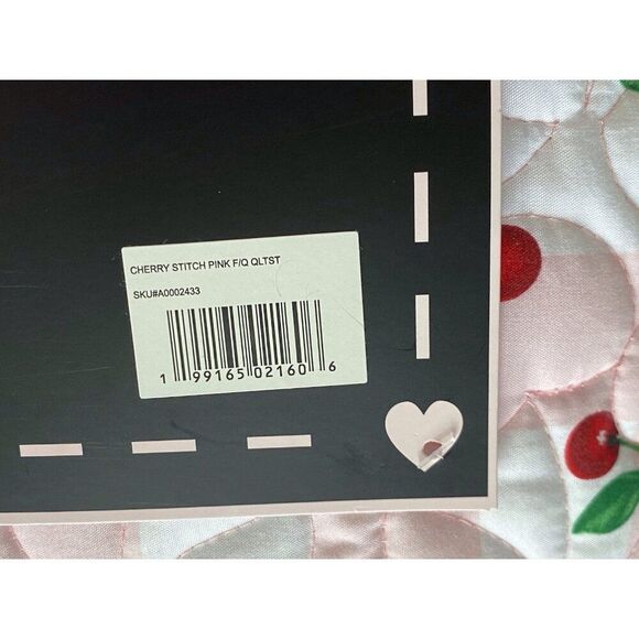 3 Piece Set BETSEY JOHNSON Reversible QUEEN Quilt Valentines HEARTS Cherries NEW - Picture 16 of 16
